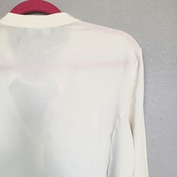 Salvatore Ferragamo button-down blouse size 44/Medium - Picture 11 of 16